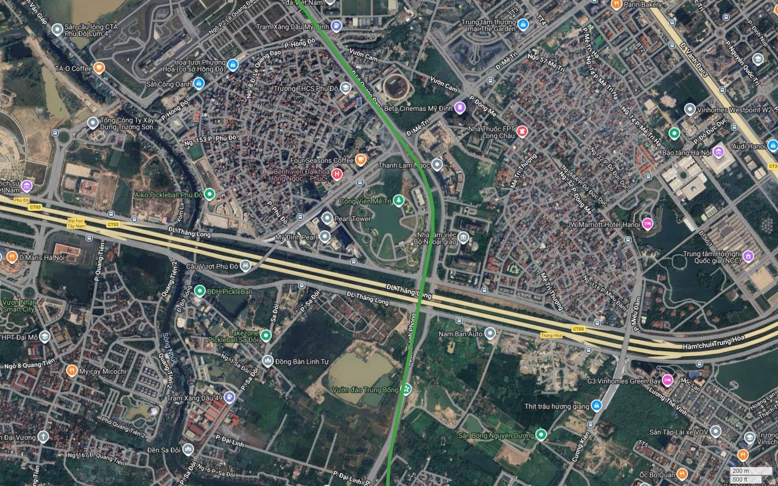 Tuyến metro số 4 Hà Nội cắt Đại lộ Thăng Long tại Mễ Trì, gần Trung tâm Hội nghị Quốc gia và hầm chui Trung Hòa
